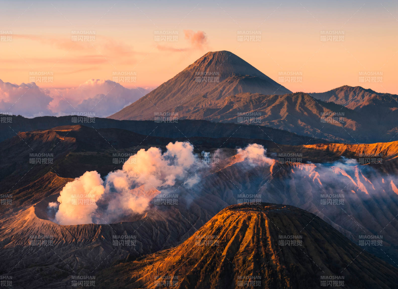  印尼布羅莫火山