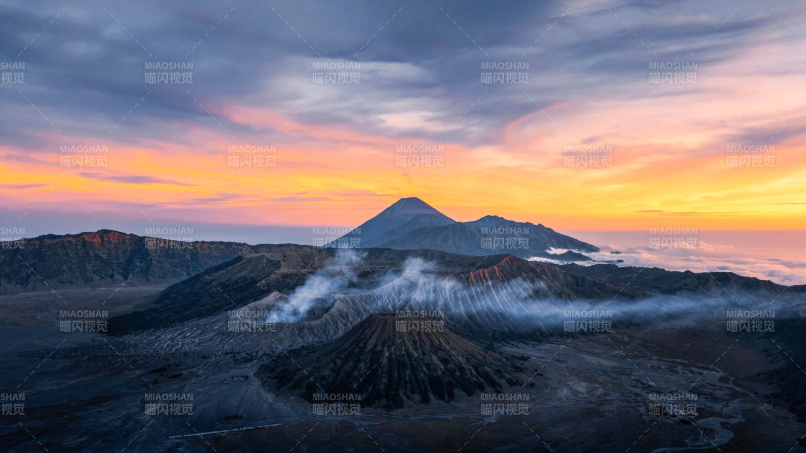  印尼布羅莫火山