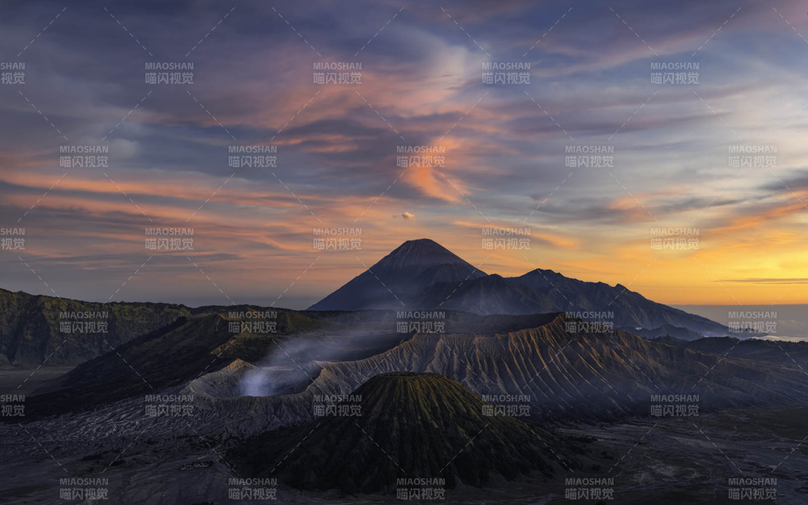 火山日落 壯麗景觀