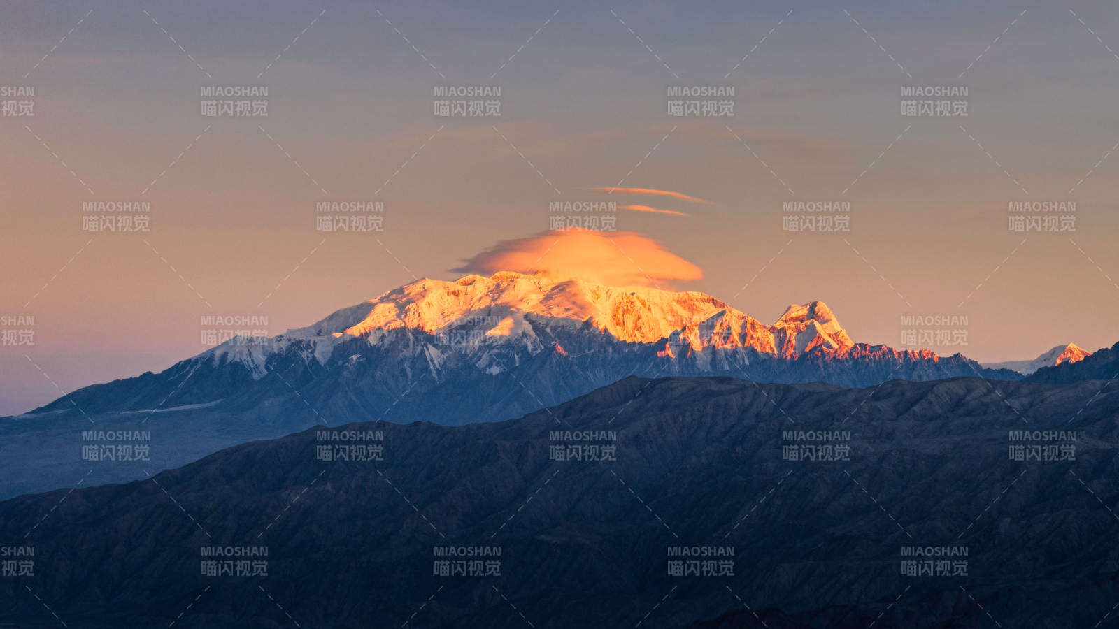 雪山日落 云?？澙@