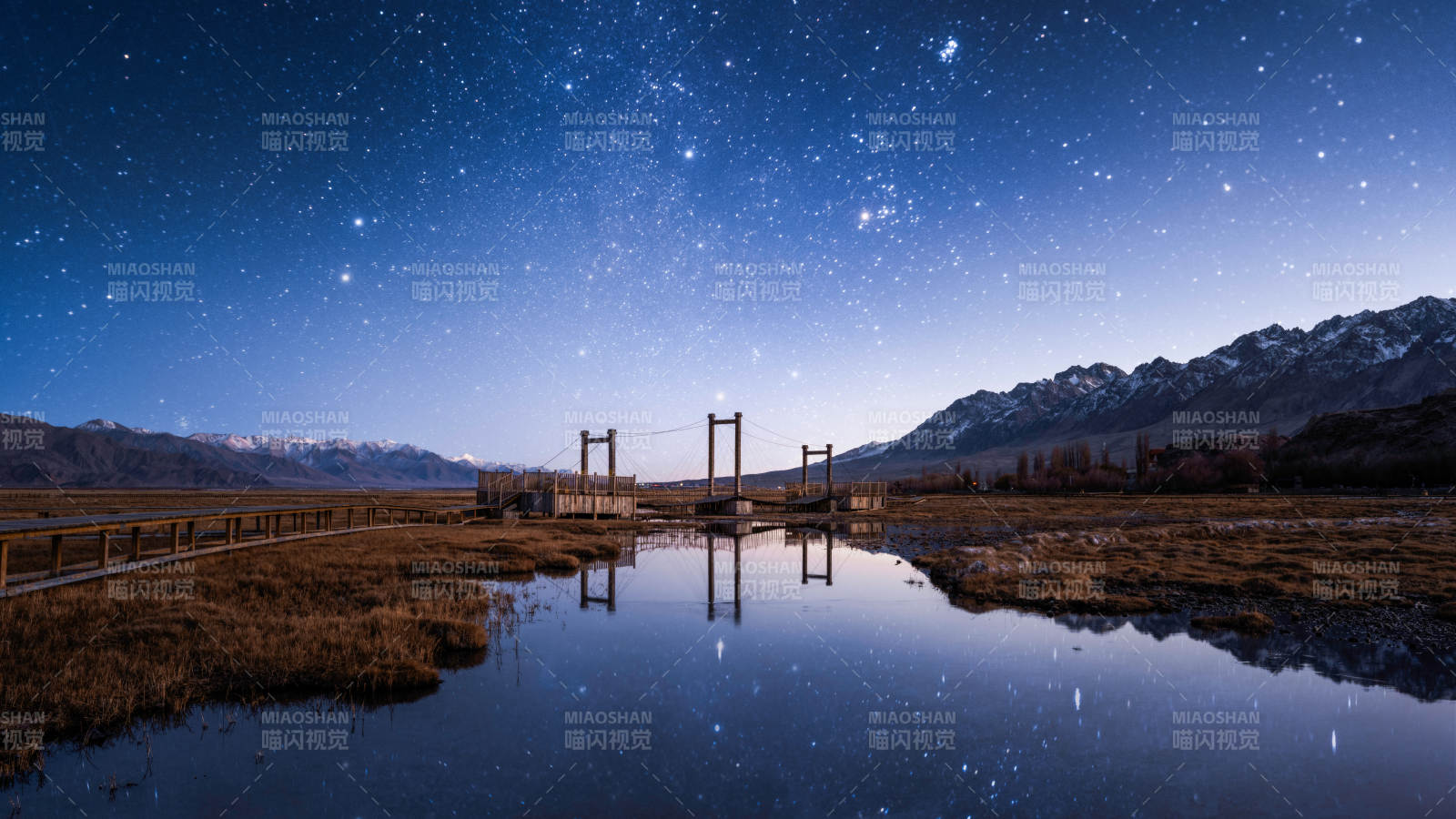 星河映橋夜景如夢
