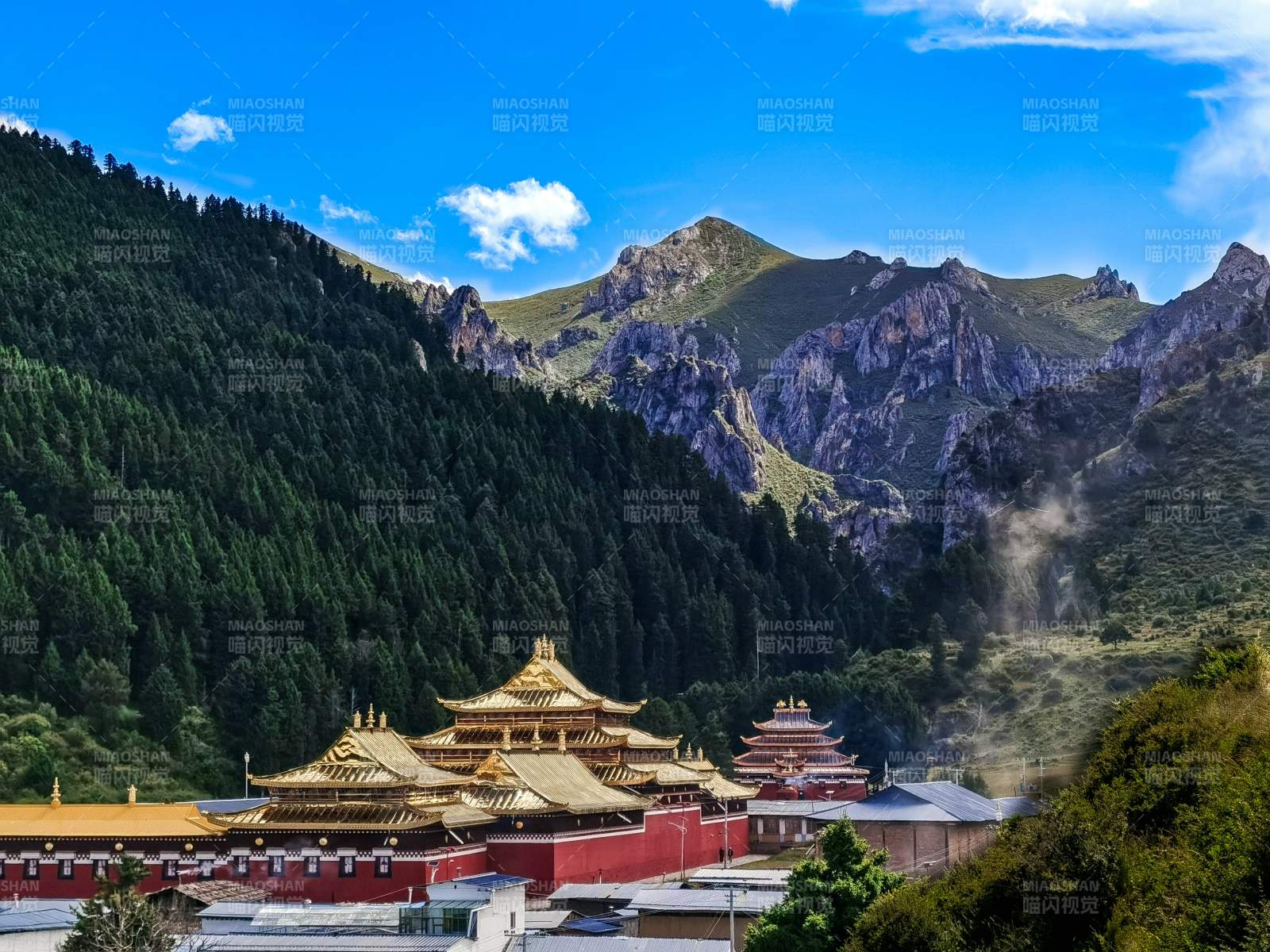 山間古寺 寧靜祥和