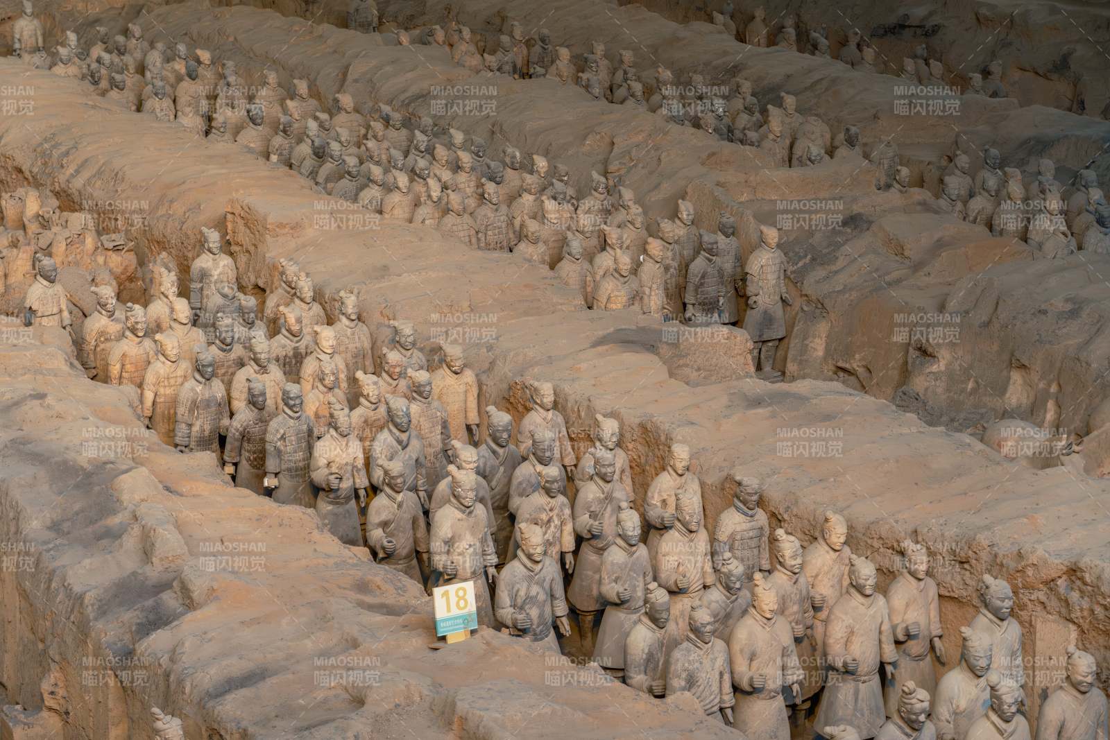 兵馬俑坑全景展示