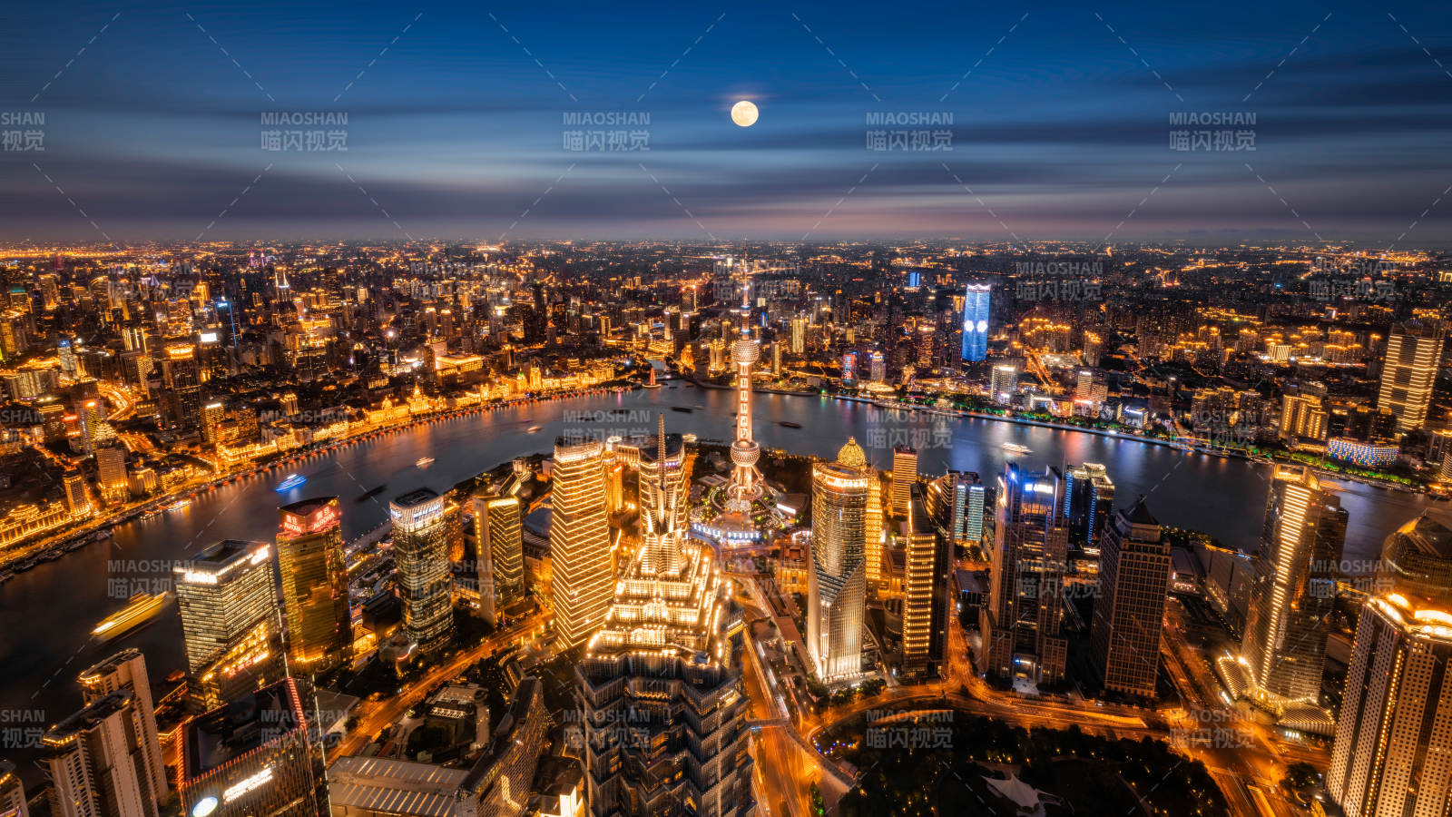 夜幕下的城市燈火輝煌