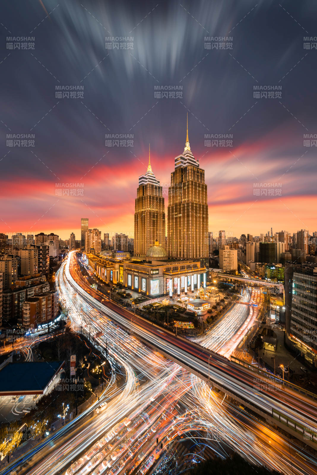 城市夜景與車流光影