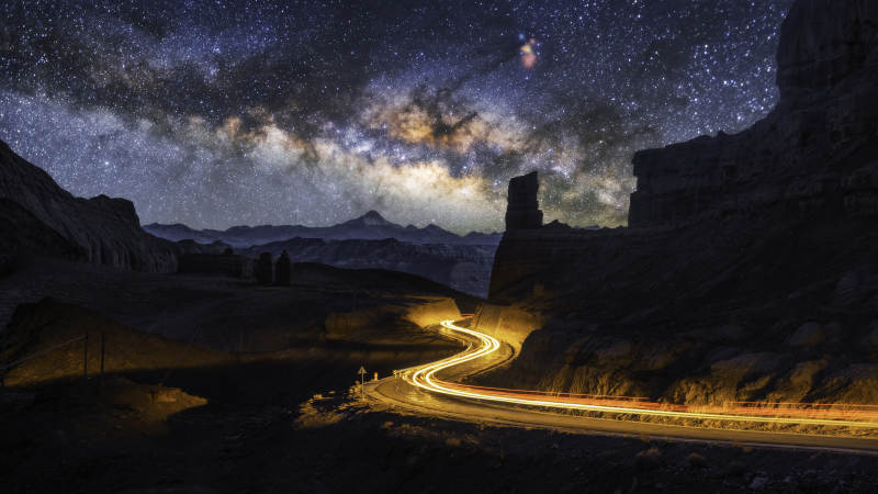 星河夜景 光影蜿蜒