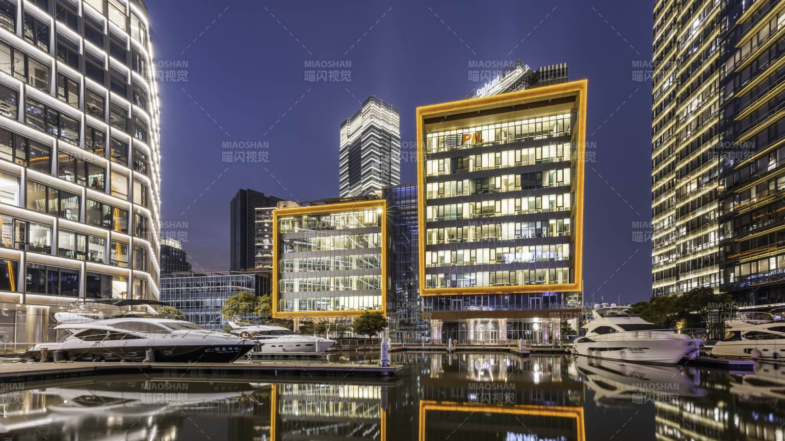 上海北外灘的豪華商業建筑