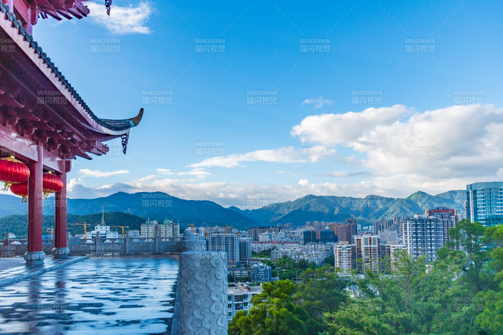 古城樓遠眺城市風光