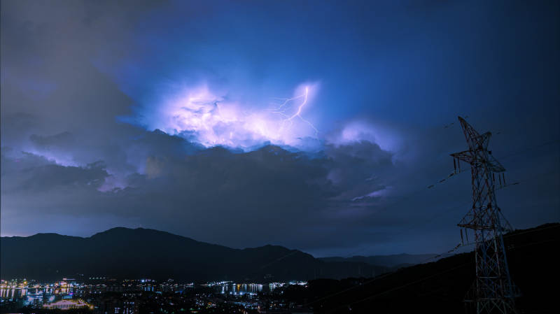夜空闪电 城市静谧