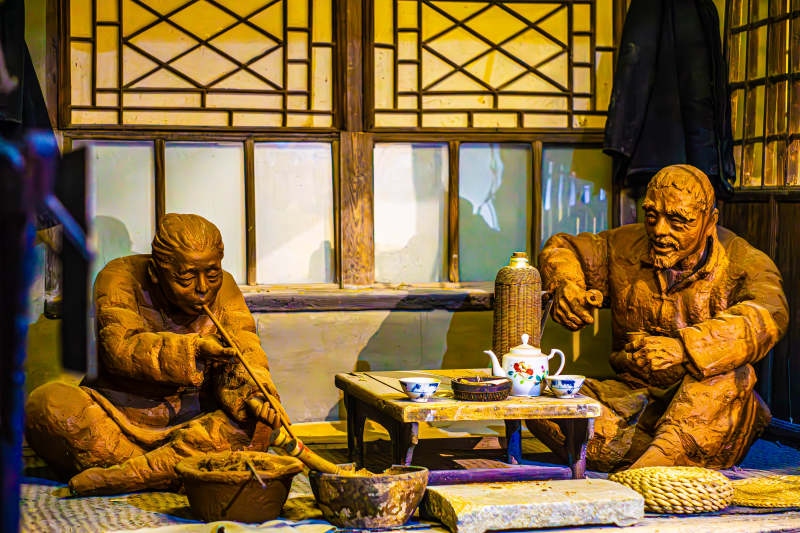 古風(fēng)茶藝場景雕塑展示