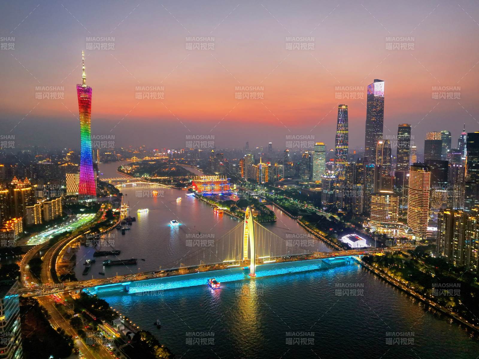 廣州夜景 塔橋輝映珠江