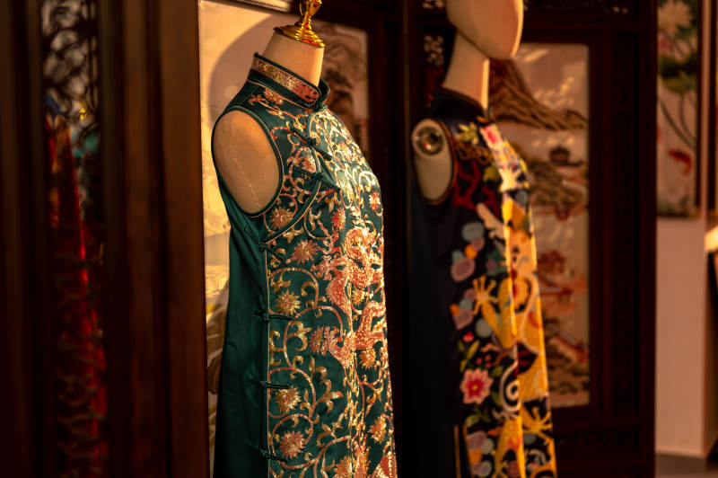 傳統服飾展示柜