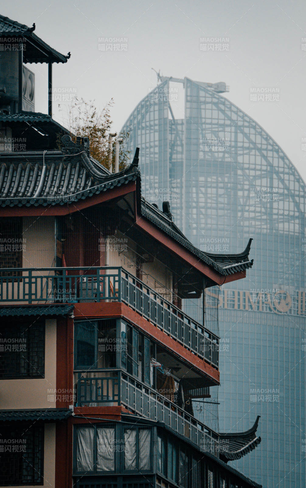 古今建筑對比圖