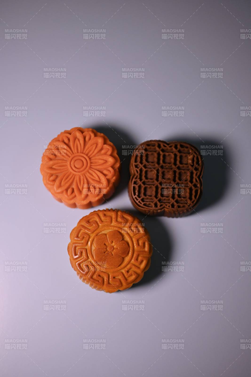 傳統(tǒng)月餅的精美圖案展示
