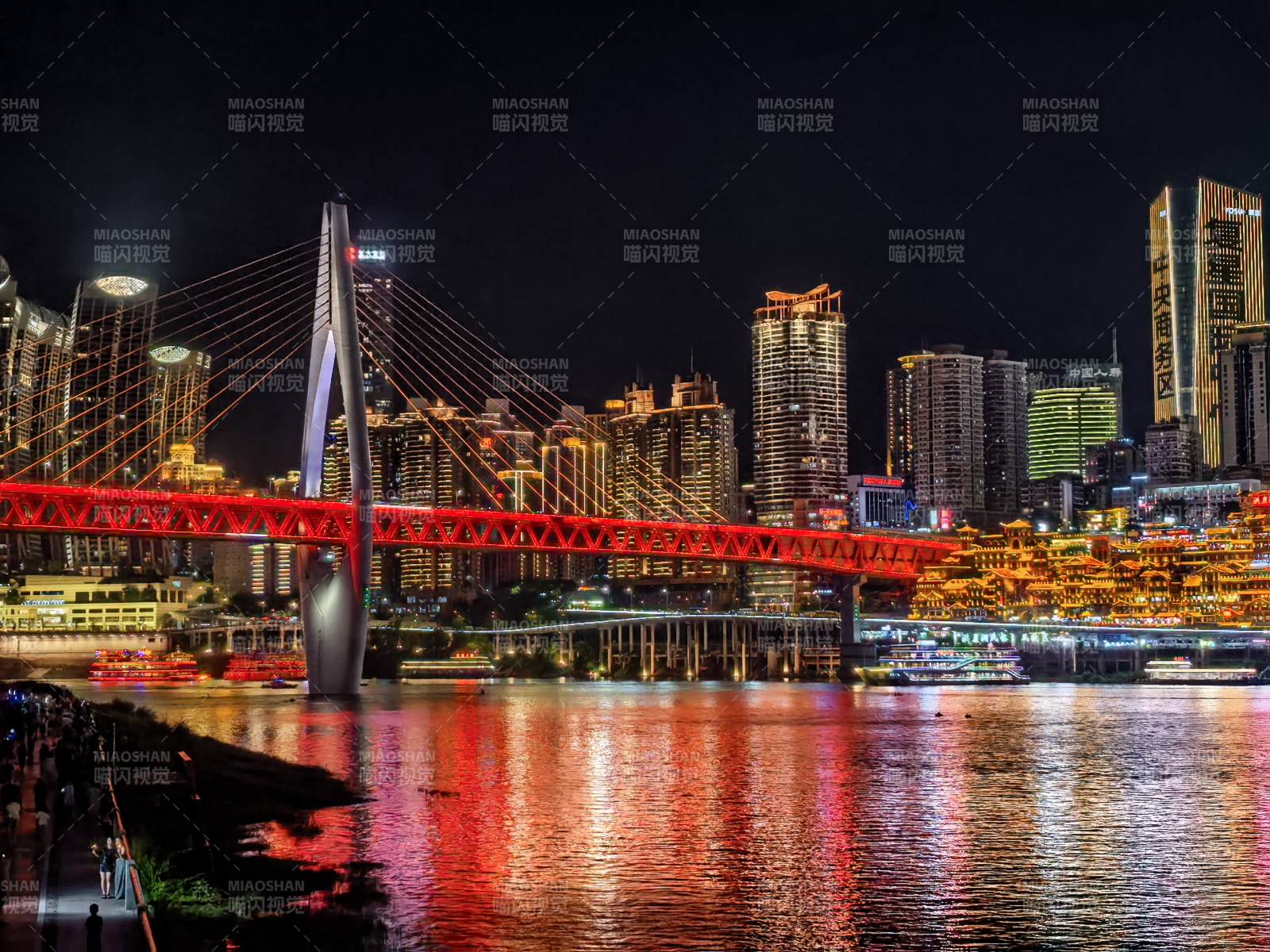 重慶洪崖洞與千廝門大橋夜景