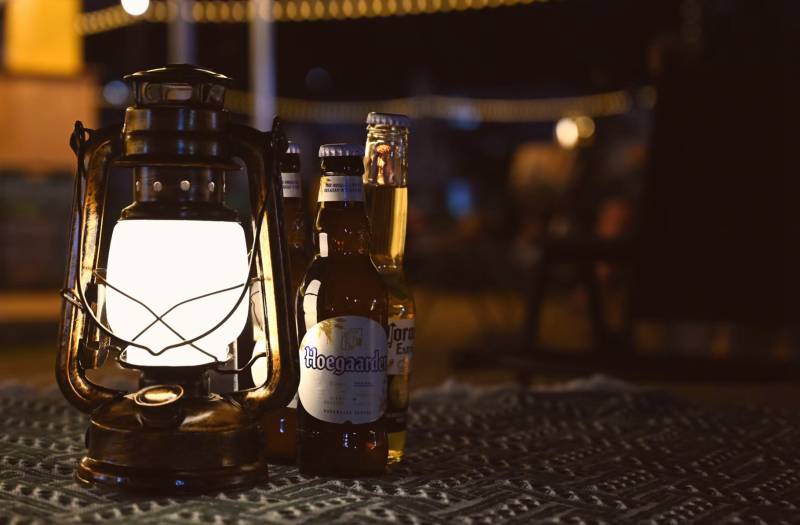 夜燈下的啤酒時光