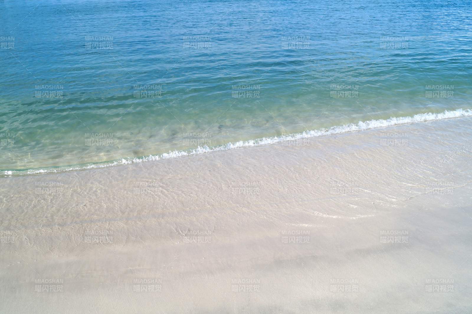 寧靜海灘 碧海藍天