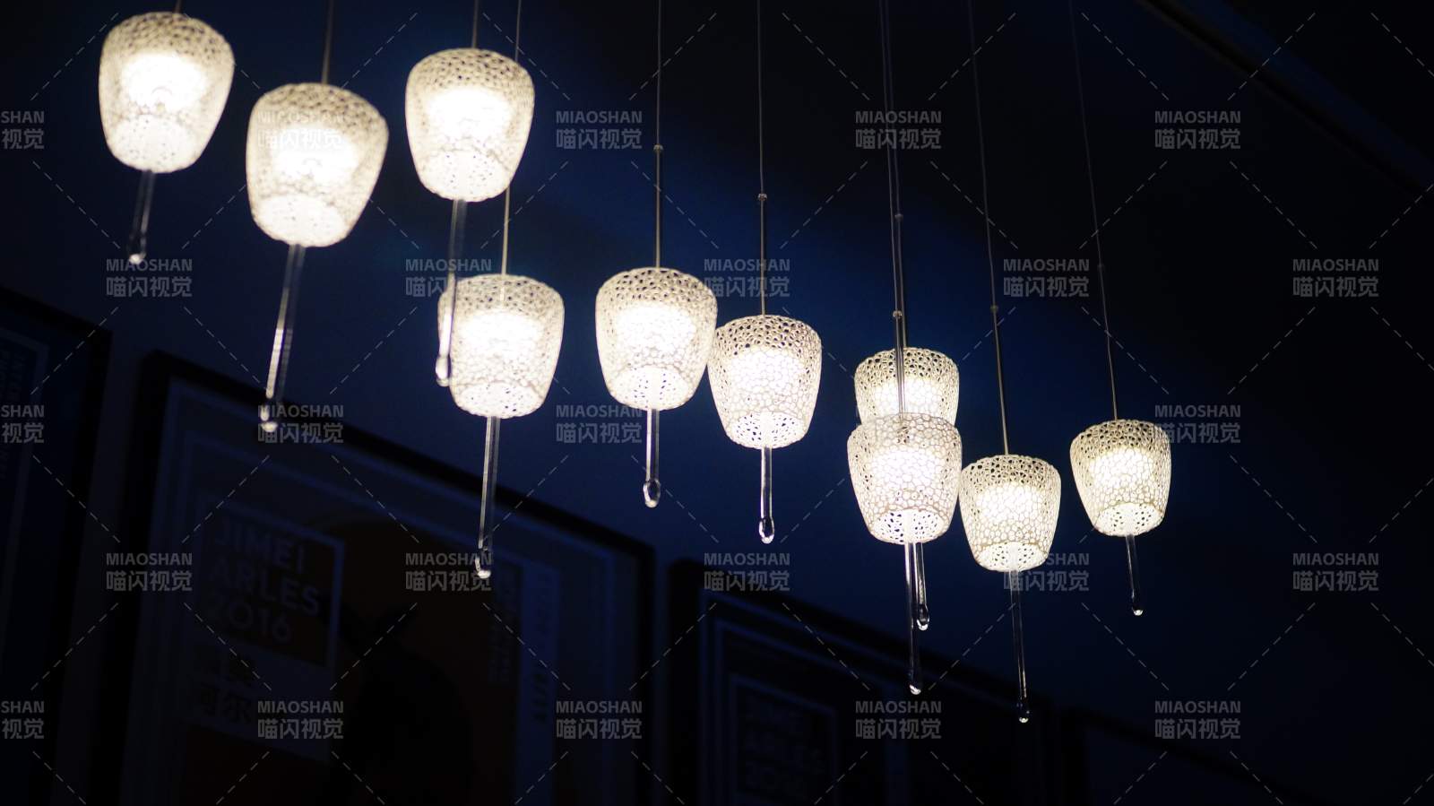 現(xiàn)代吊燈設(shè)計(jì)展示