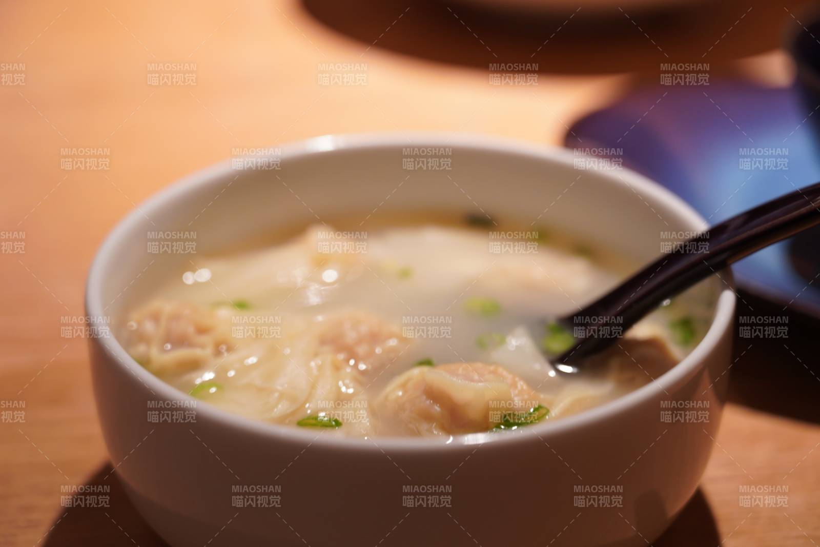 餛飩湯