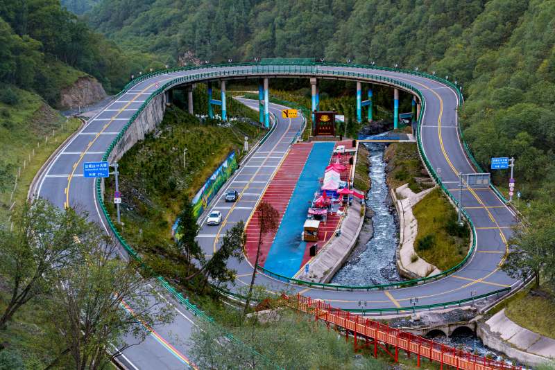 青海山間環形公路