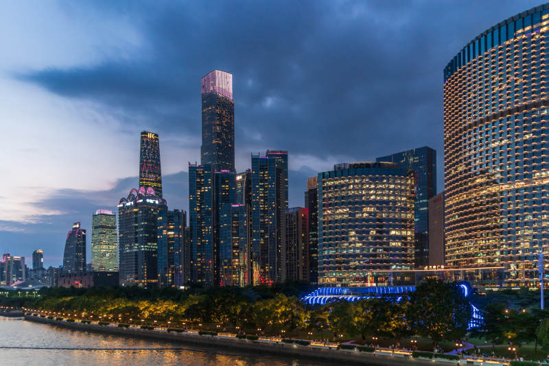 城市夜景 高樓林立 燈火輝煌