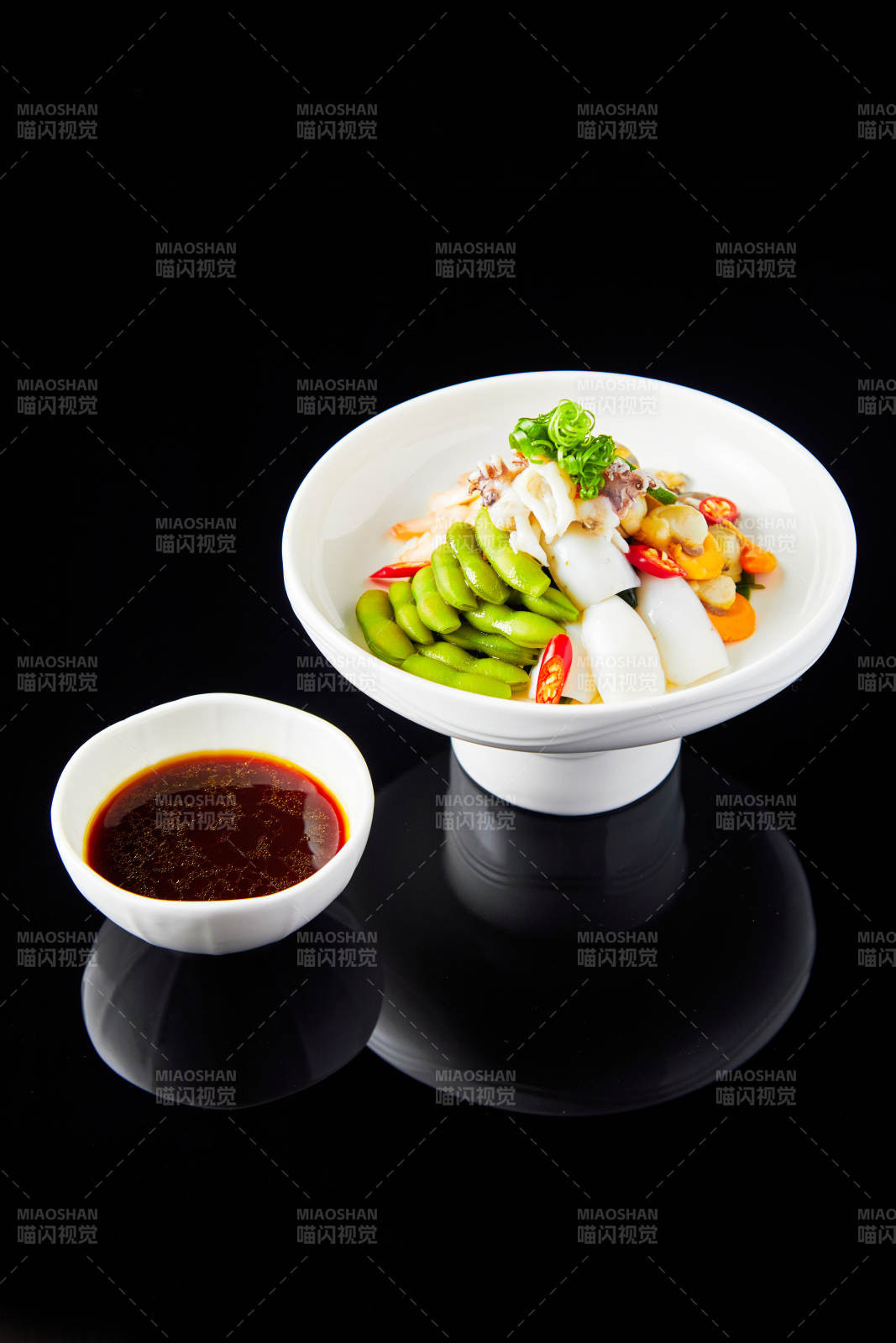 清新豆莢配蝦仁拼盤