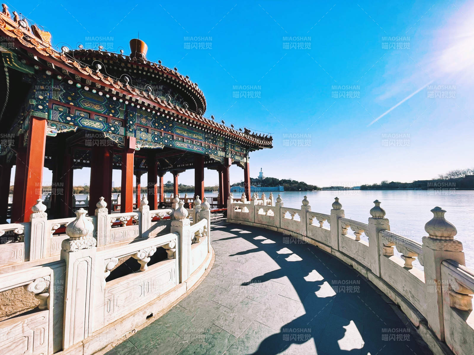 北海公園五龍亭風光與湖景