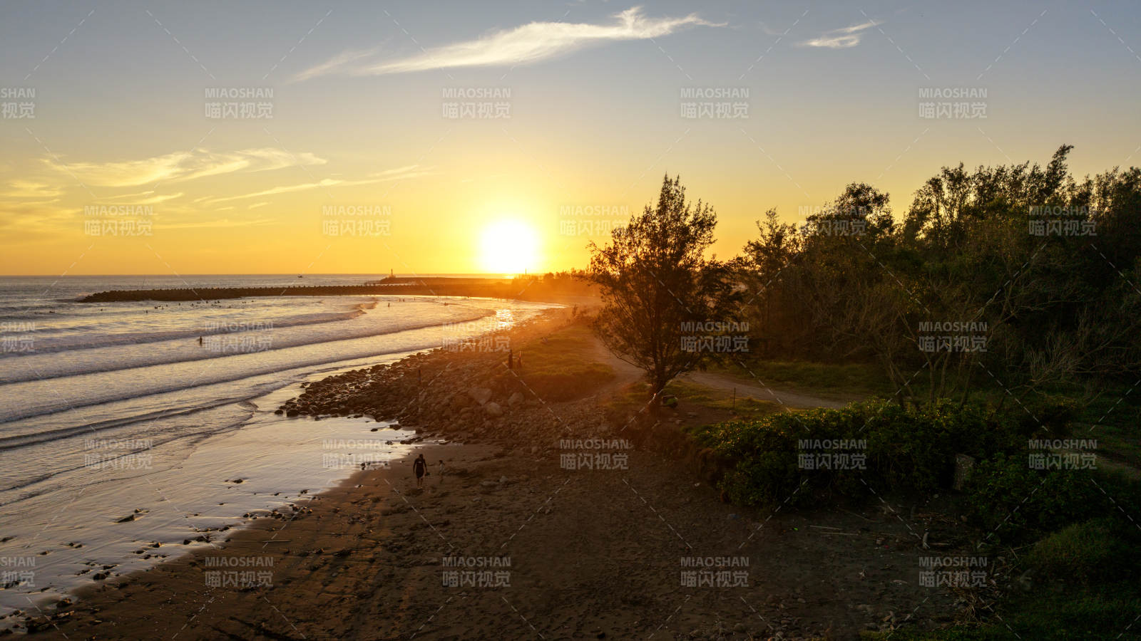 夕陽海灘 靜謐時光