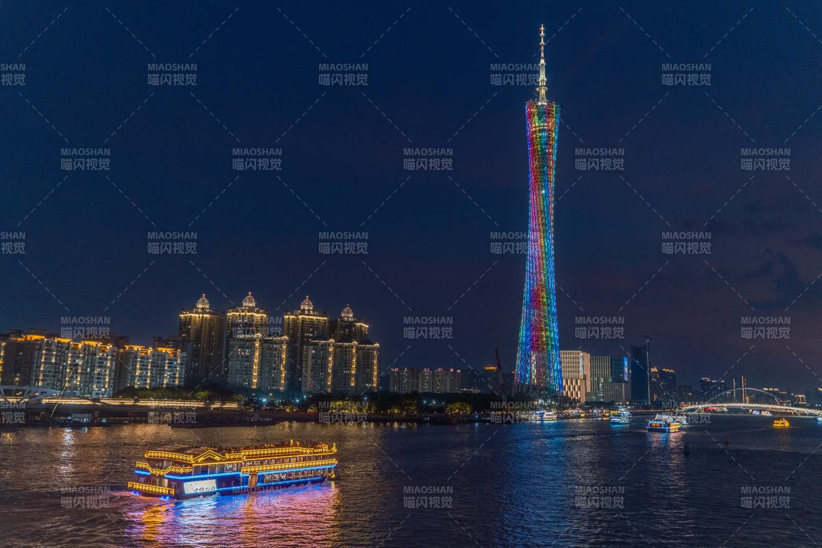 廣州塔夜景璀璨燈光秀