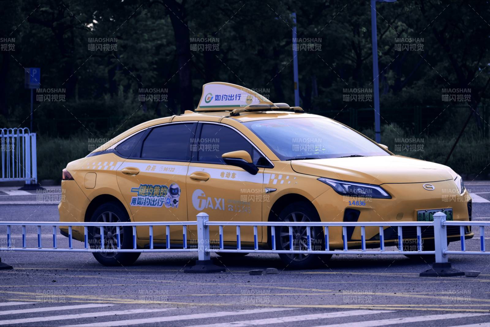 自動駕駛出租車上路測試