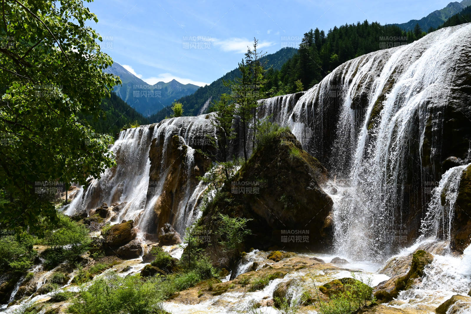 九寨溝瀑布群美景