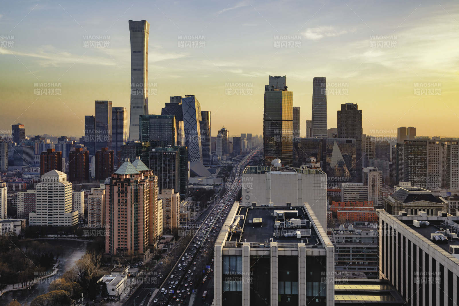 北京城市天際線黃昏景致