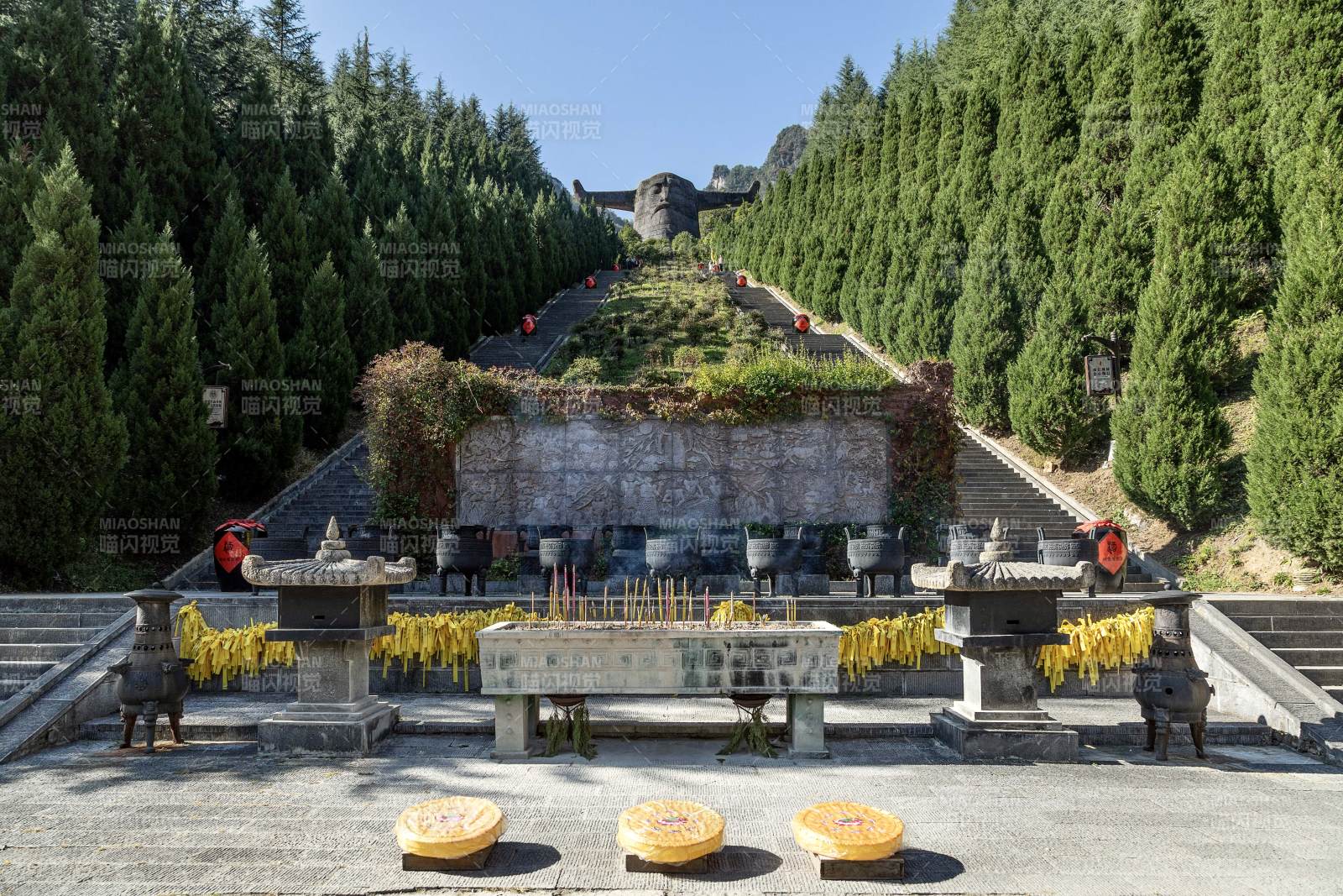 中國湖北神農架神農壇風景區神農圣像