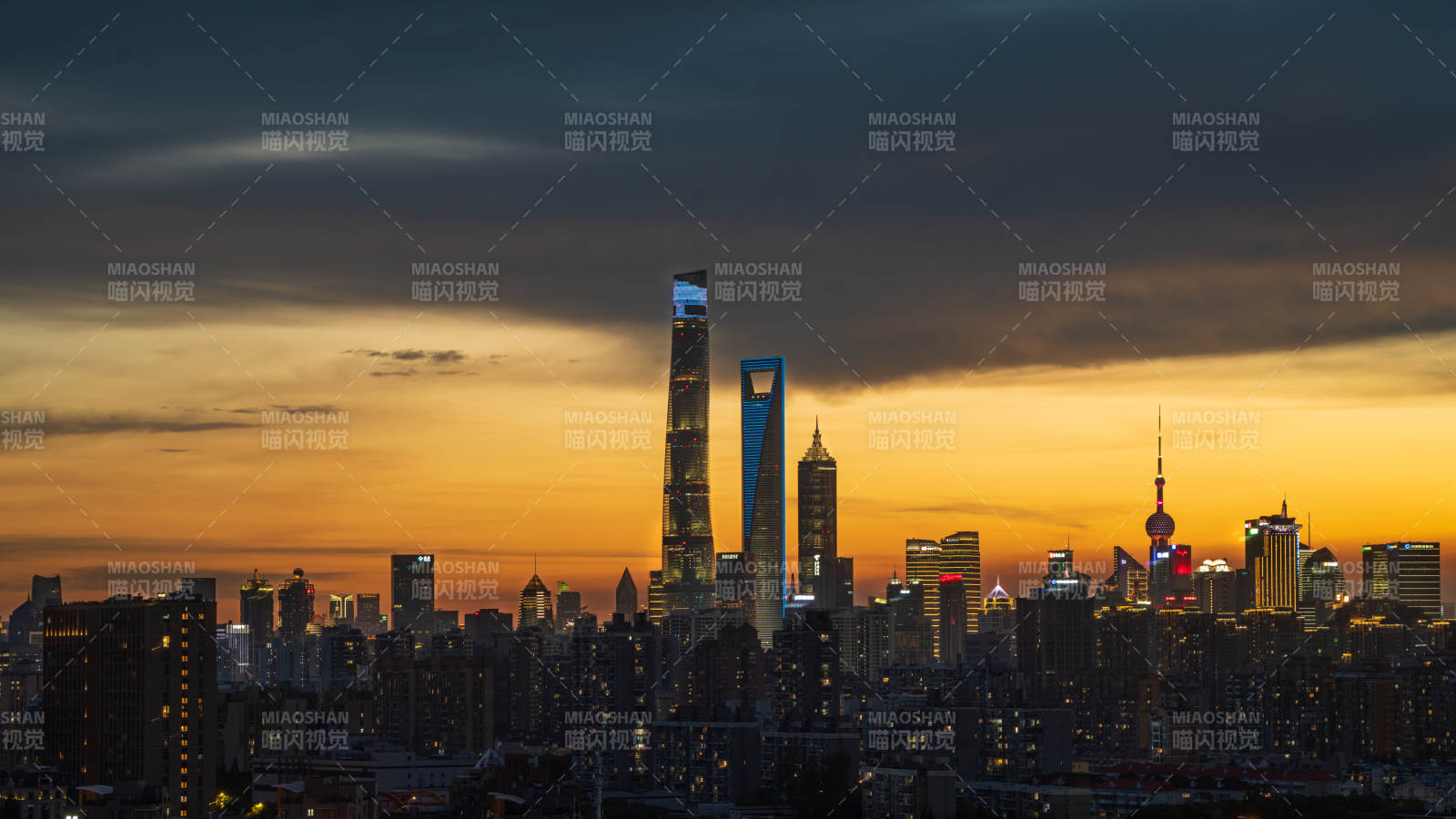 上海夜景 高樓林立 燈火輝煌