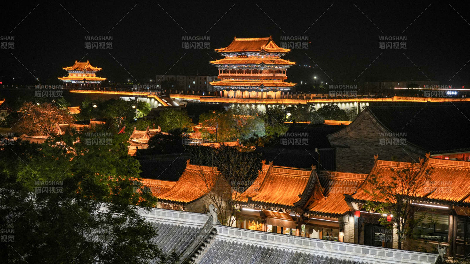 山西忻州古城夜景古建筑群燈火輝煌