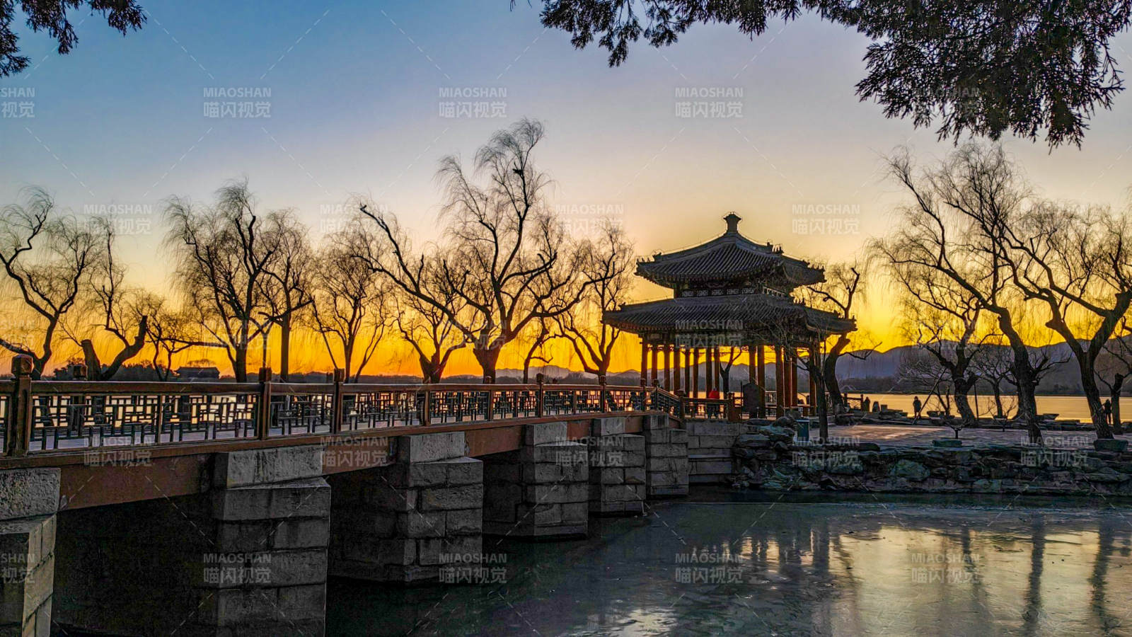 頤和園夕陽下的靜謐美景