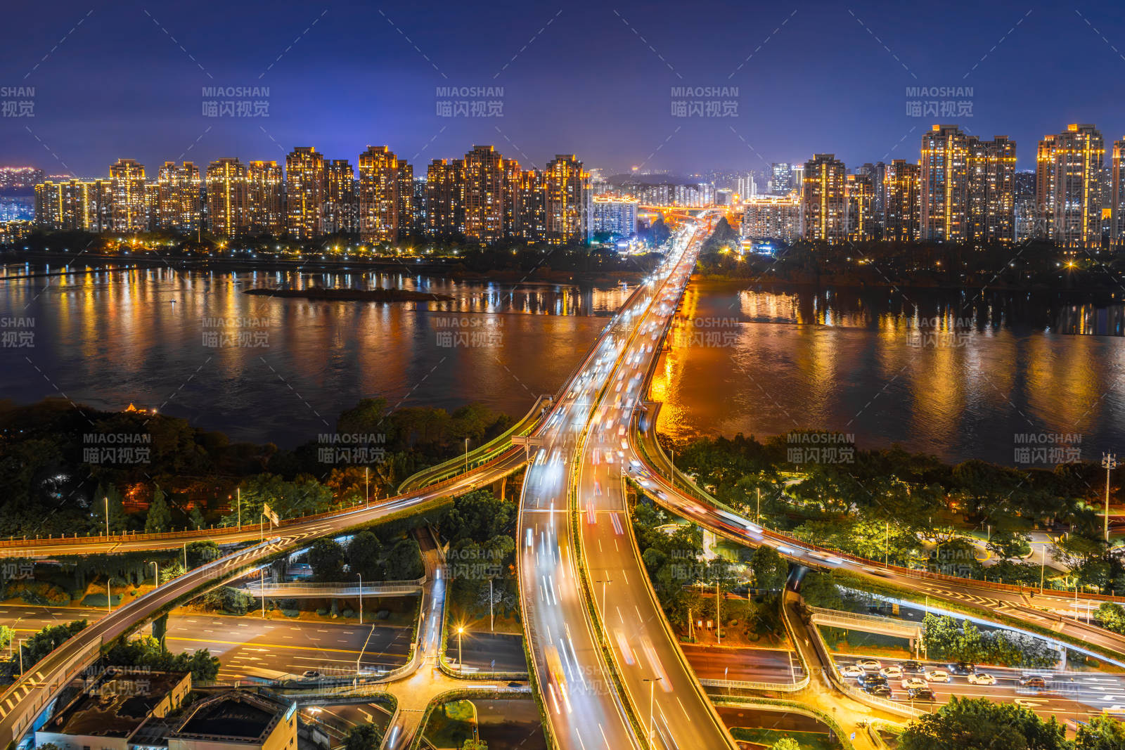 福州夜景城市交通繁忙