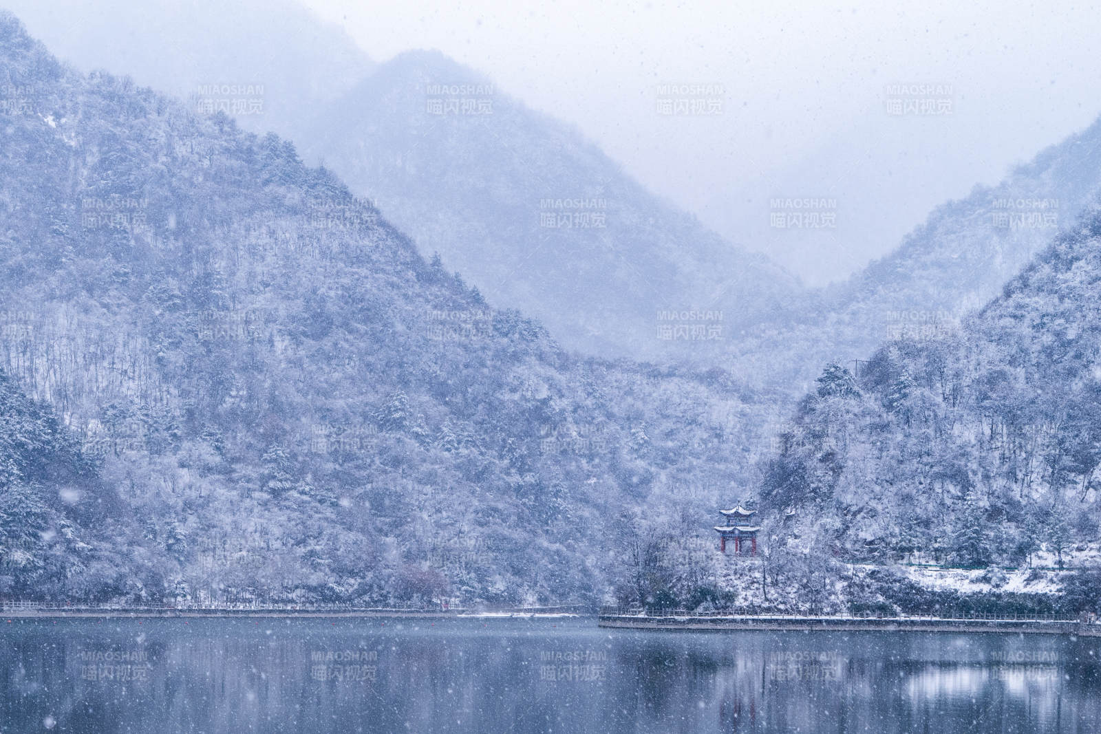 翠華山天池