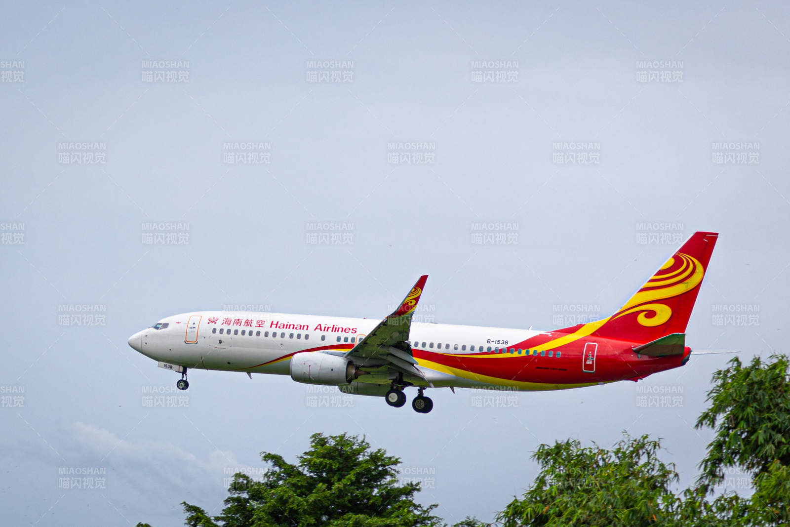 海南航空飛機起飛瞬間