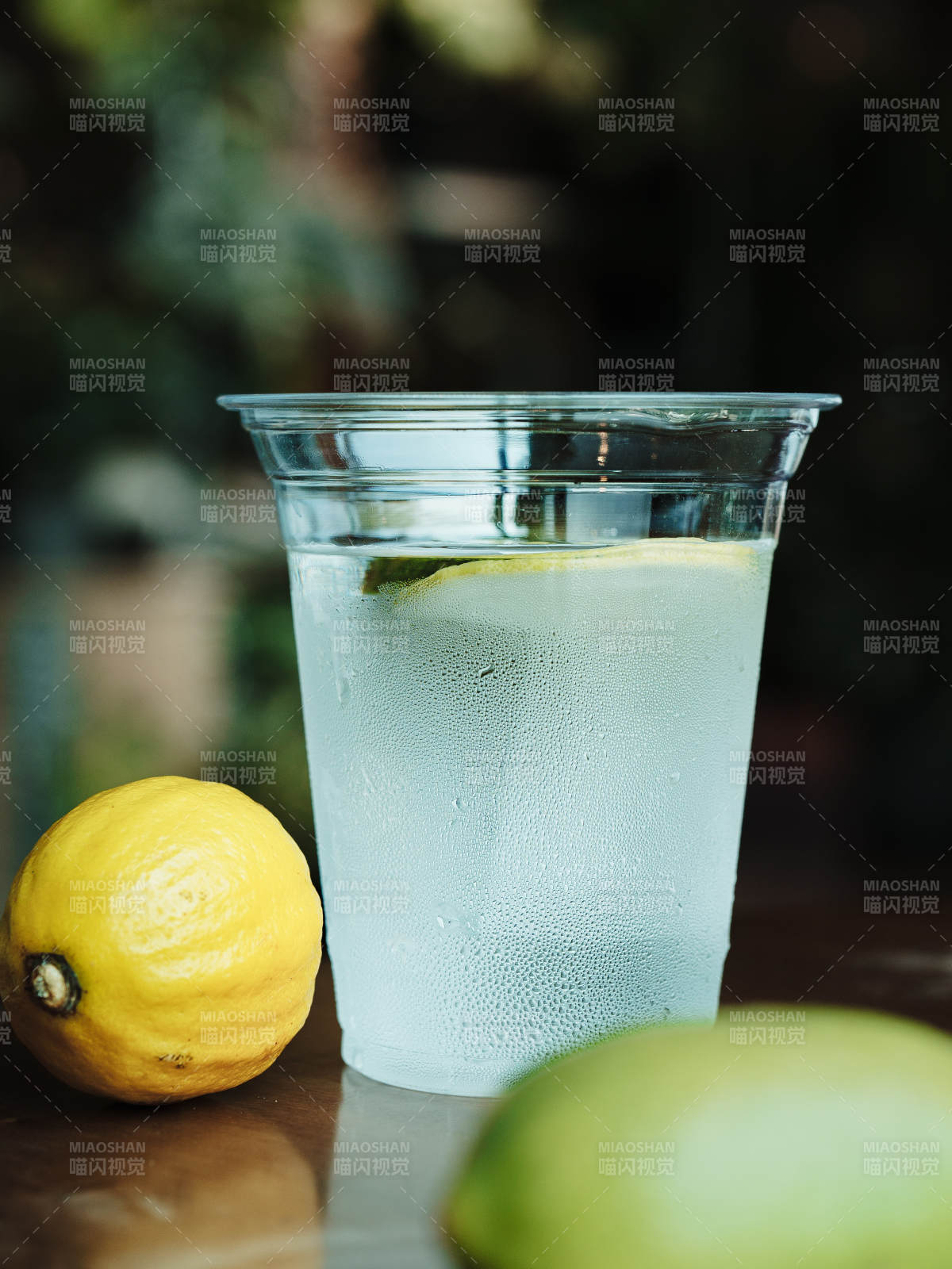 檸檬水清涼一夏