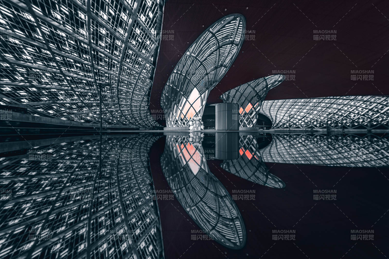 未來建筑的鏡像之美--杭州奧體游泳館