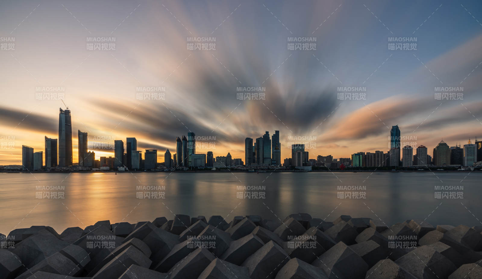 青島情人壩城市天際線與海景