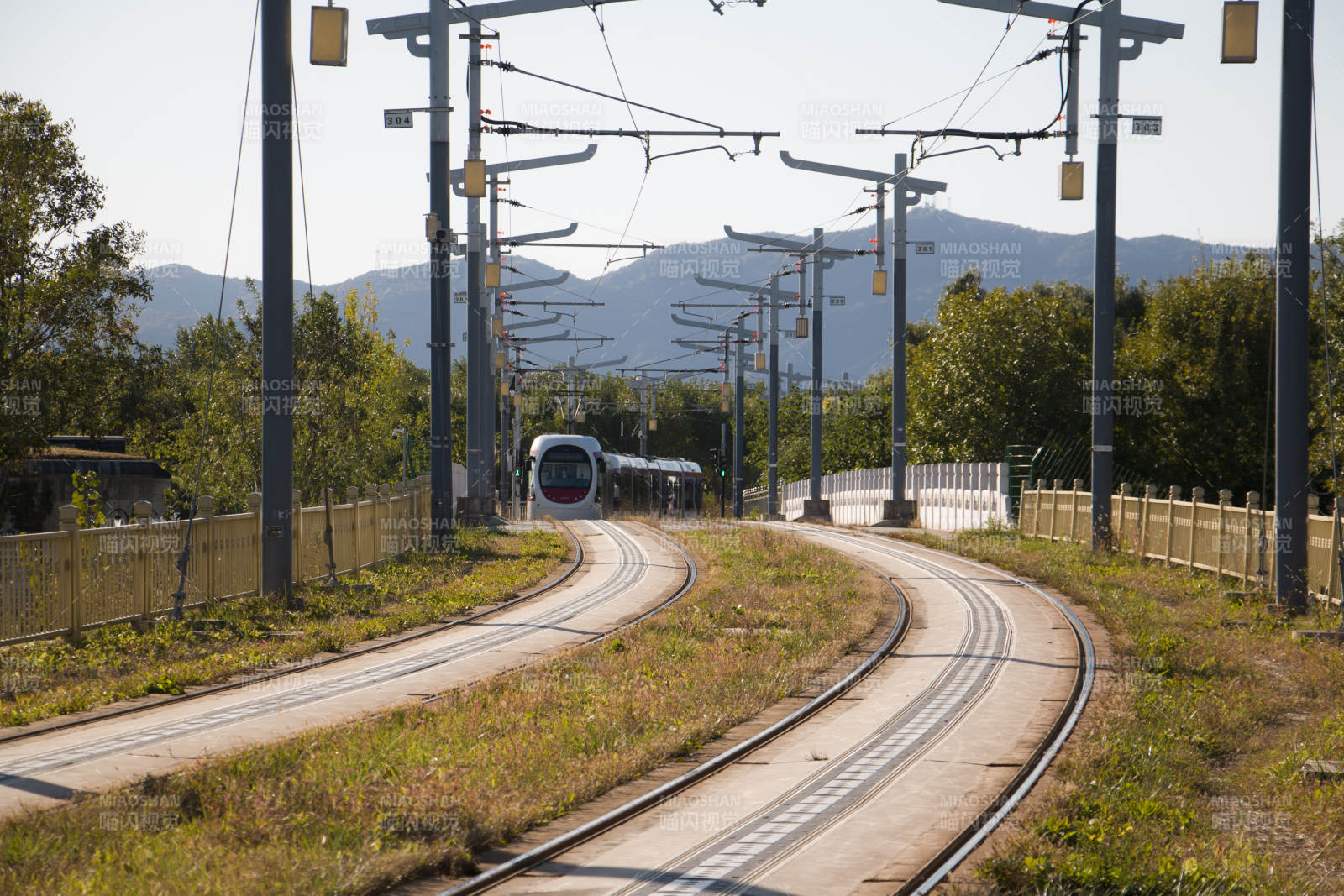 現(xiàn)代有軌電車線路風(fēng)光