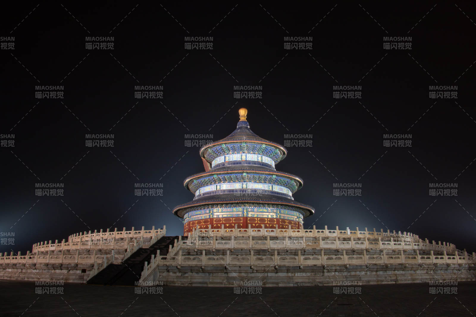 夜幕下的天壇祈年殿