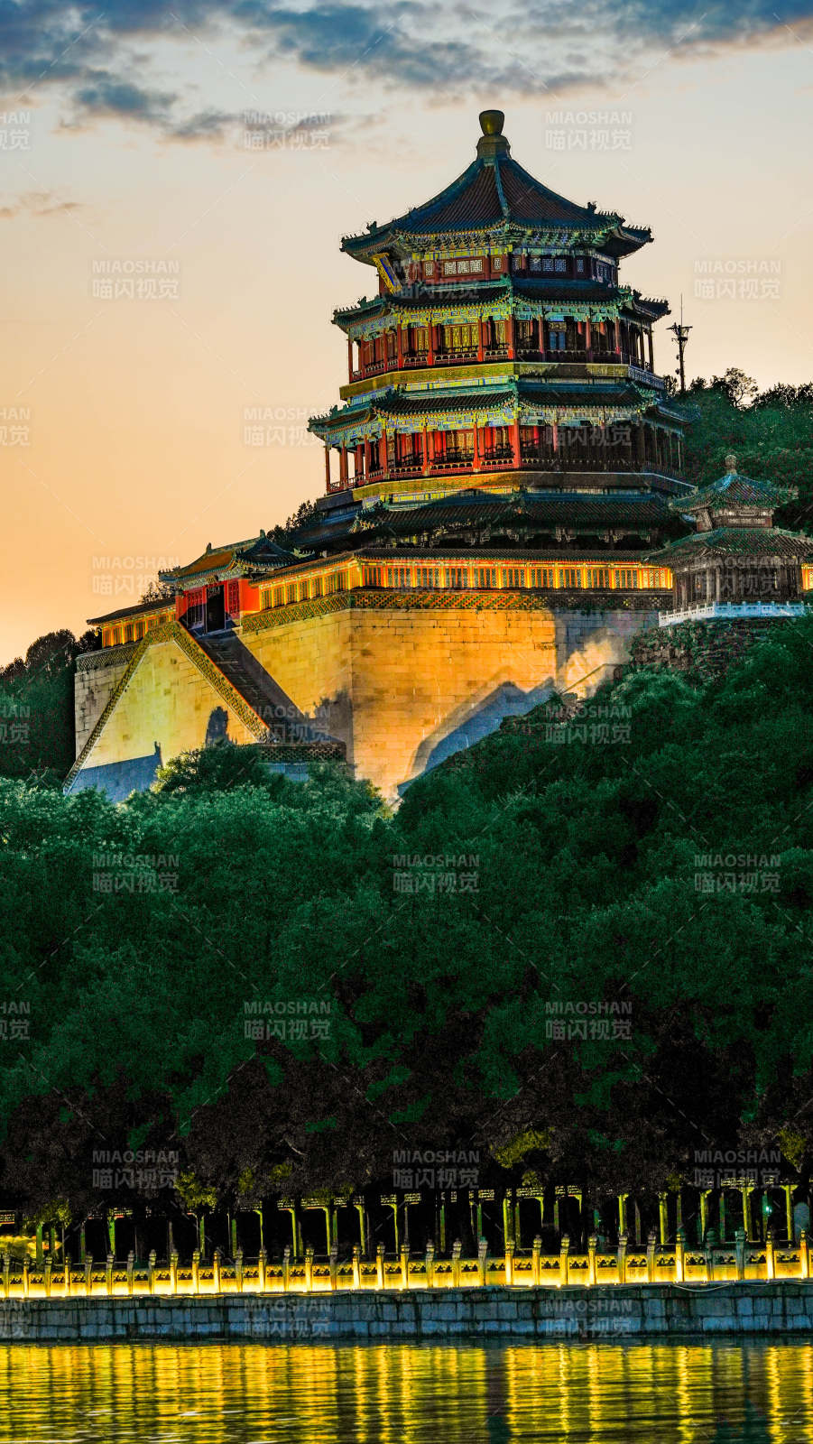 頤和園佛香閣夜景
