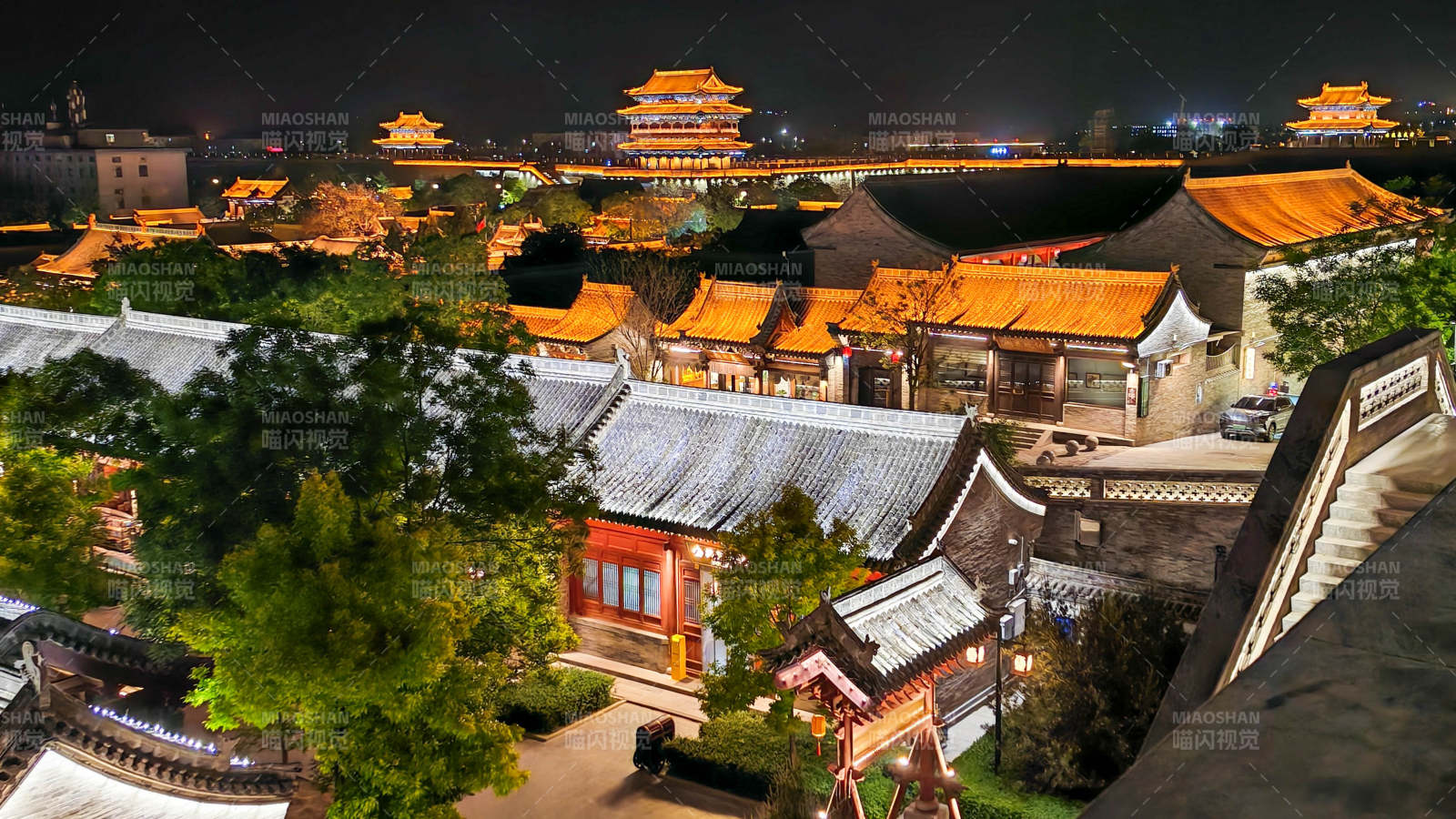 山西忻州古城夜景古建筑群燈火輝煌