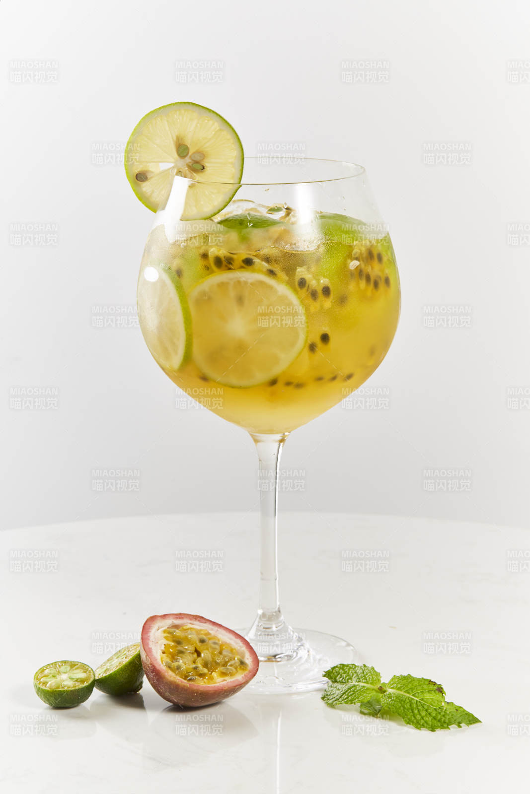 百香果檸檬雞尾酒