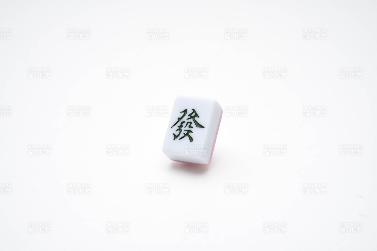麻將牌發字特寫