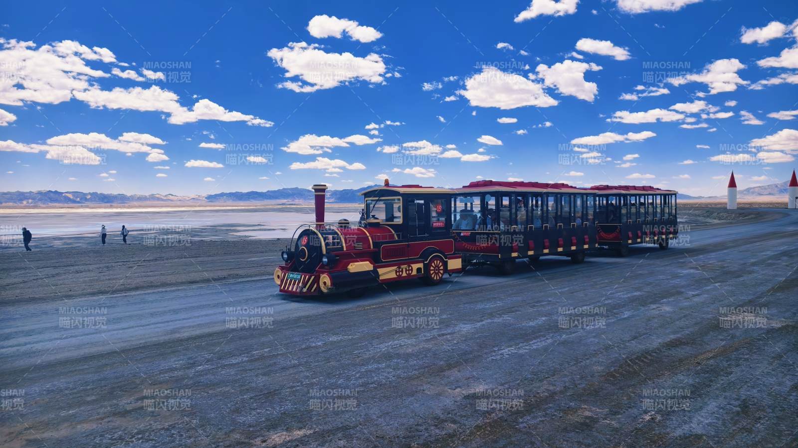 沙漠中的復古火車之旅