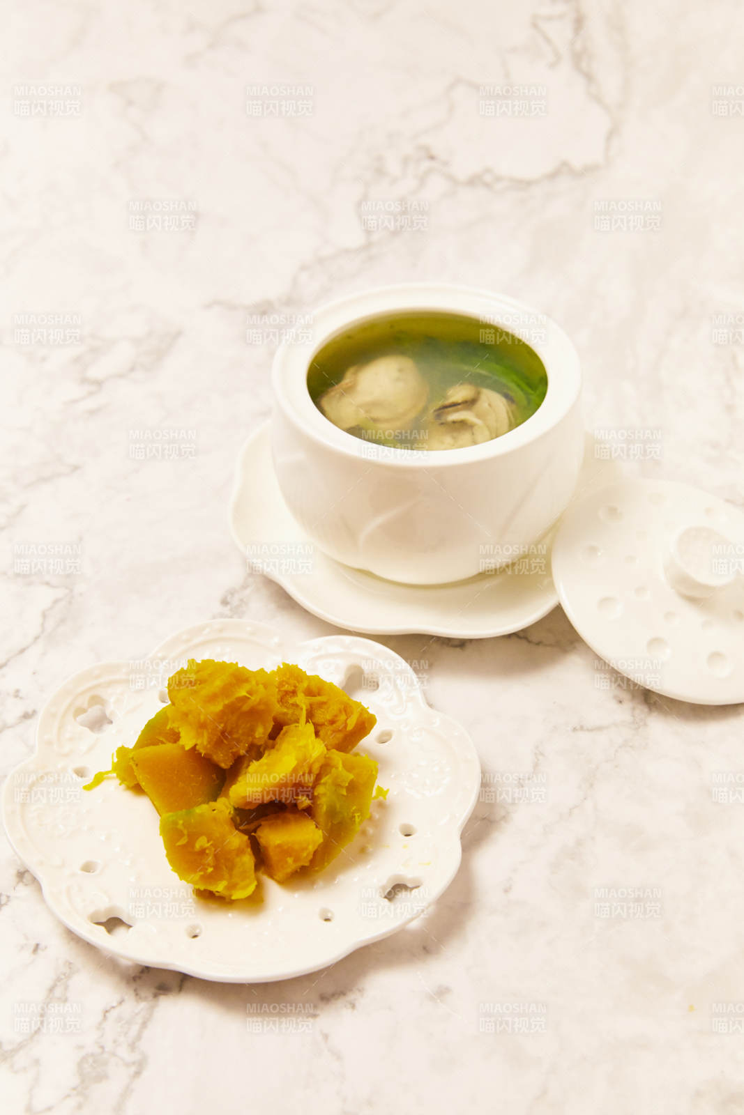海蠣子湯配煮南瓜